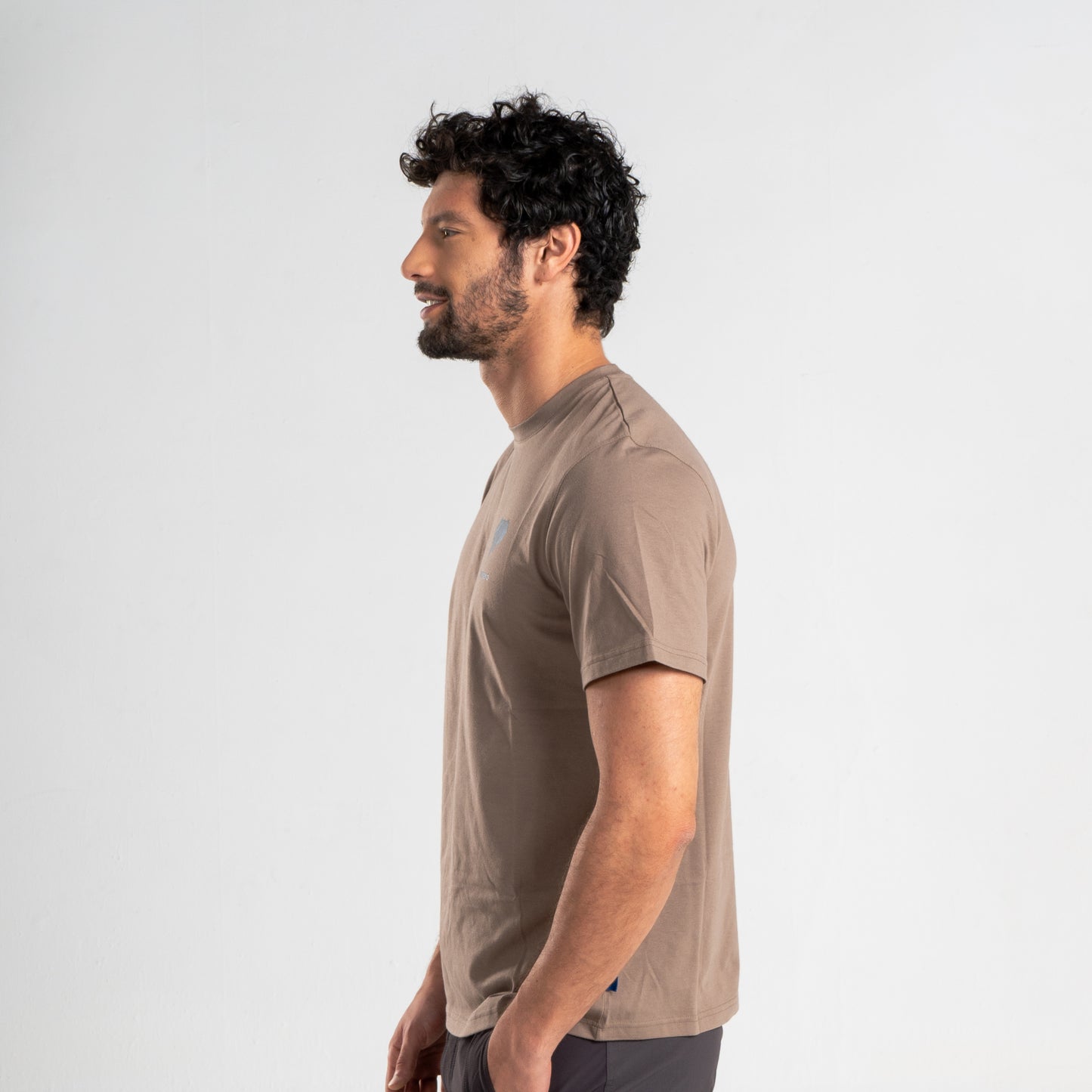 Polera Hombre Bakosi Beige
