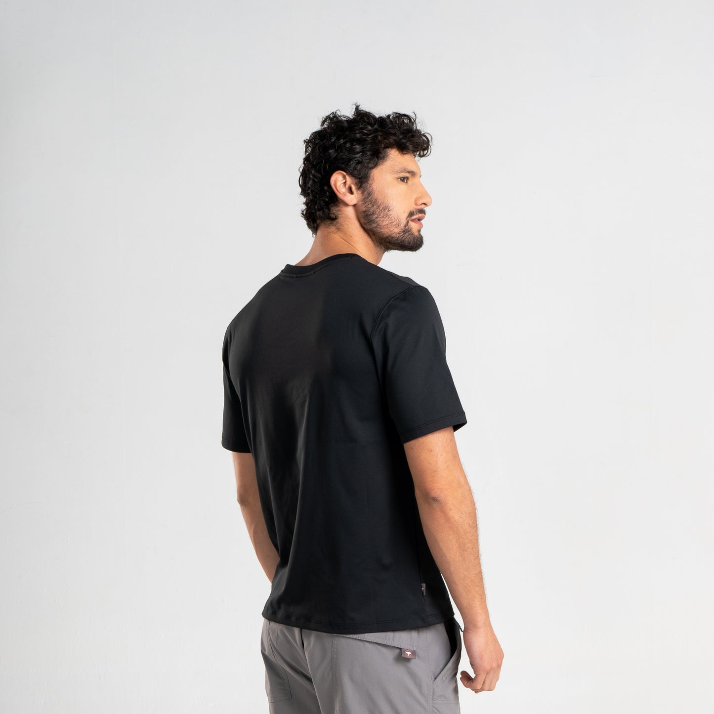 Polera Hombre Nibelia Negro