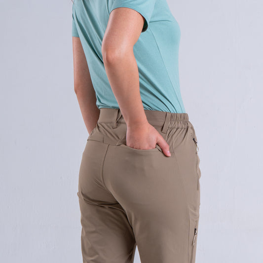 Pantalón Mujer Aku Beige