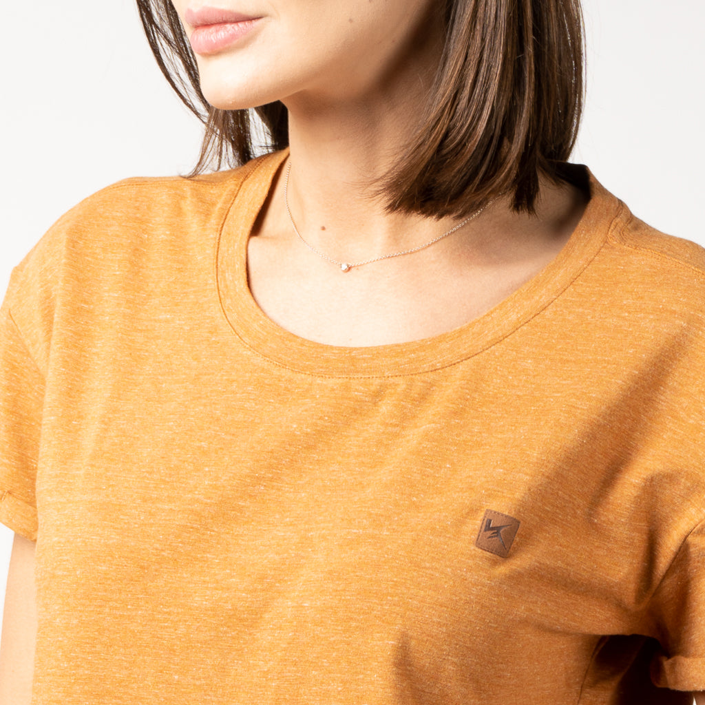 Polera color mostaza online mujer